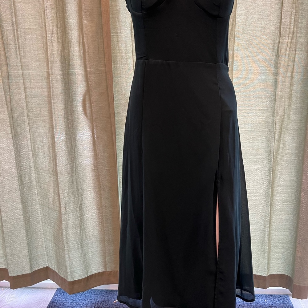 Elegant Green Sleeveless Dress
